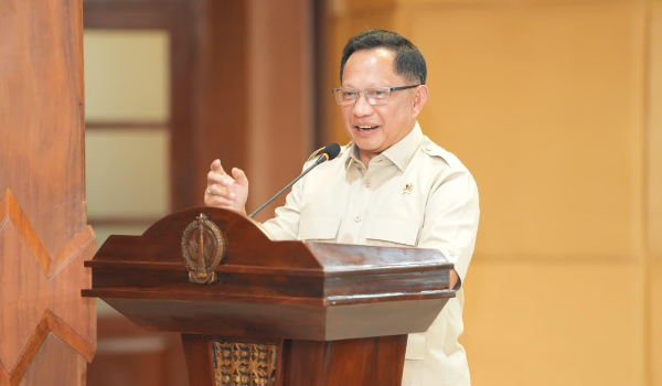 Mendagri Tito Karnavian menegaskan soliditas Forkopimda dan penguatan komunikasi antarpemangku kepentingan menjadi kunci menjaga stabilitas daerah serta mendukung keberhasilan pembangunan nasional.