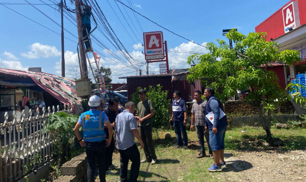 Polres Padang Lawas bersama ICON Plus, PLN, dan Pemkab melakukan penertiban jaringan Wi-Fi ilegal dengan memasang label peringatan di sejumlah titik di Pasar Sibuhuan sebagai upaya penegakan aturan dan peningkatan keselamatan publik.